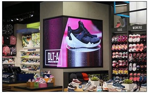 Corner LED screen in a retail store for content format and viewing distance planning