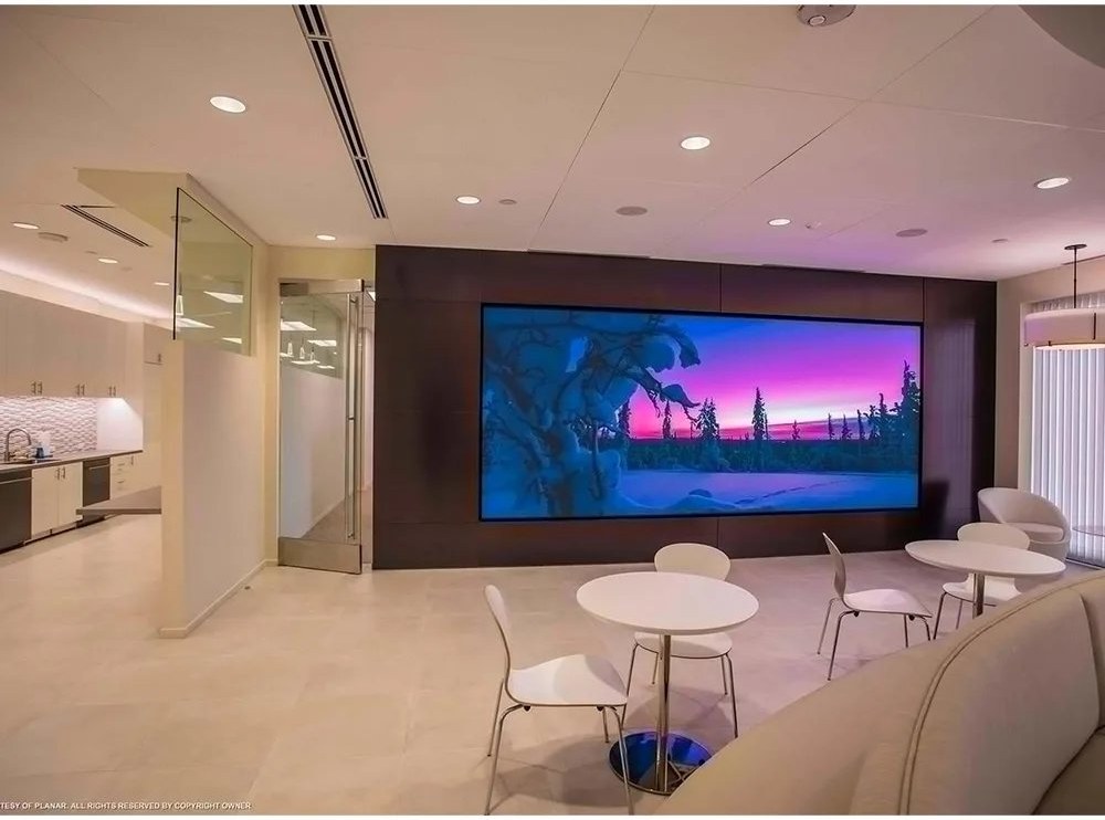 Indoor LED video wall example from TU LED product page